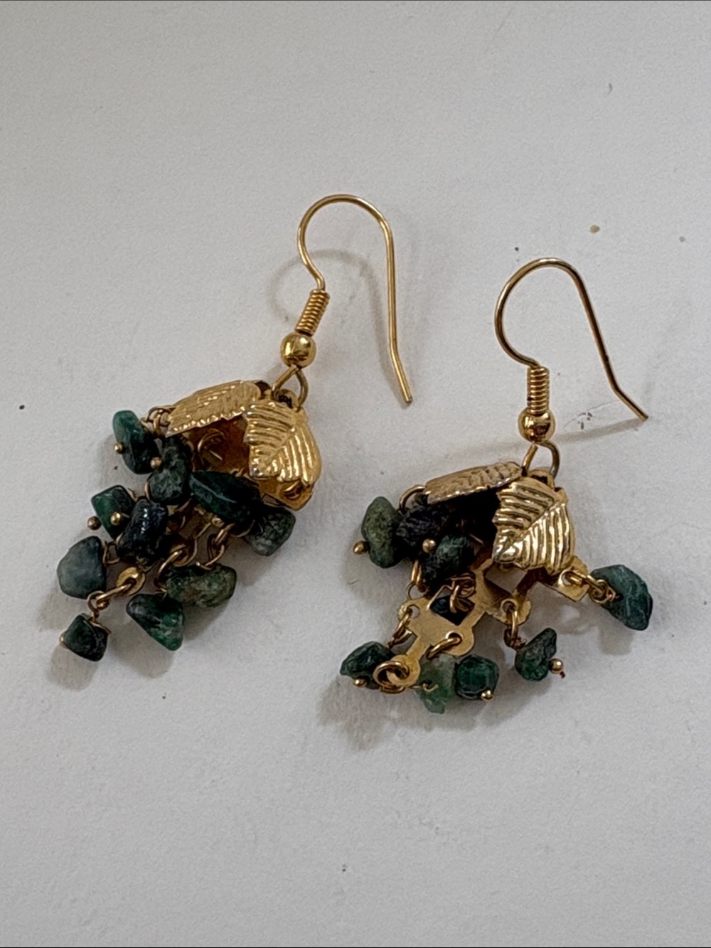 Lupis lazu Natural Blue Gemstone Chip Wire Pierced Earrings